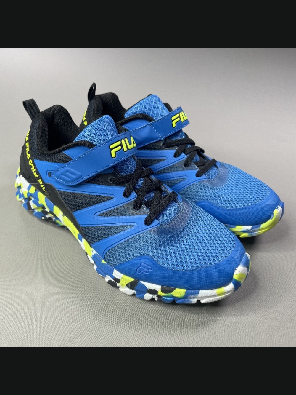 NEW Fila Shoes Boys 7 blue black yellow sneakers athletic gym sports casual